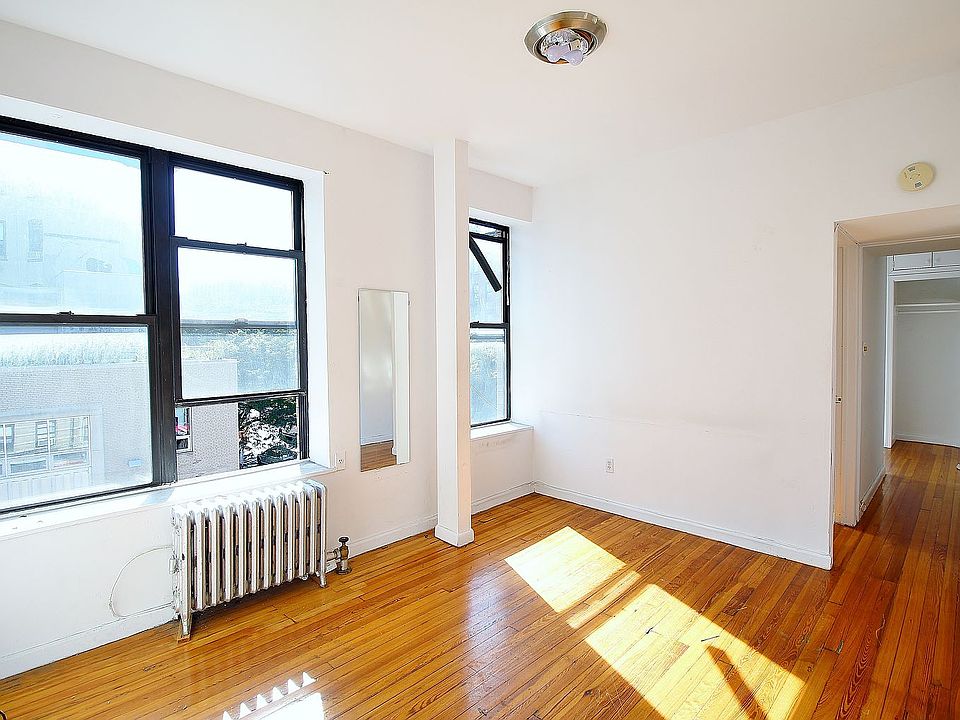 1st image of 37 1/2 Saint Marks Pl APT C2
