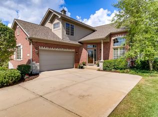 9216 Cloister Ct, Frankfort, IL 60423
