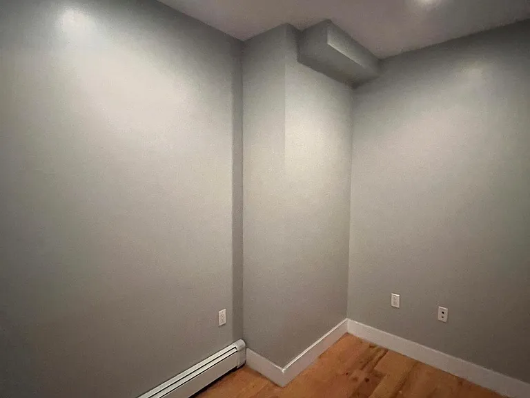 315 Alexander Ave #2F — Photo 3