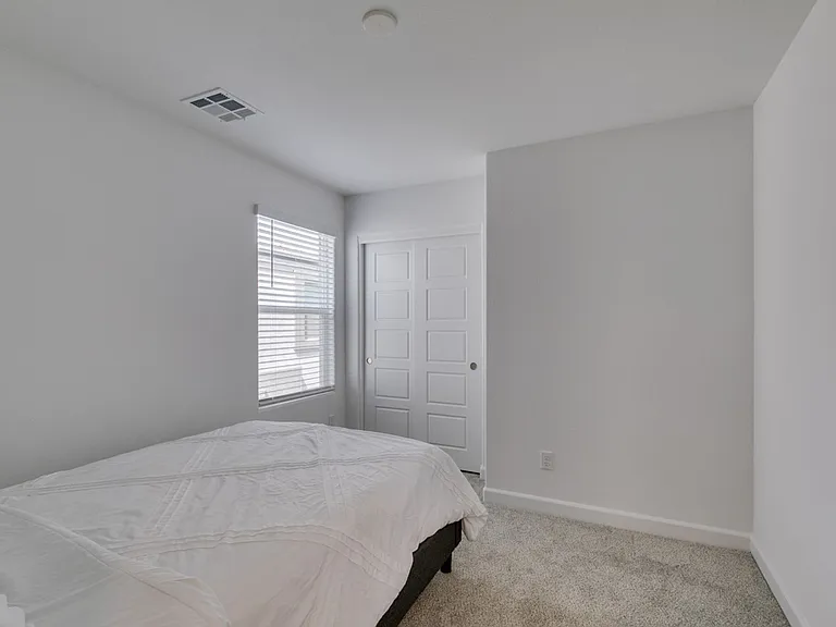639 Morbucks Ln #1043 — Photo 4