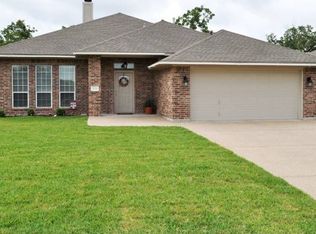 1208 Harrisonburg Ln, College Station, TX 77845
