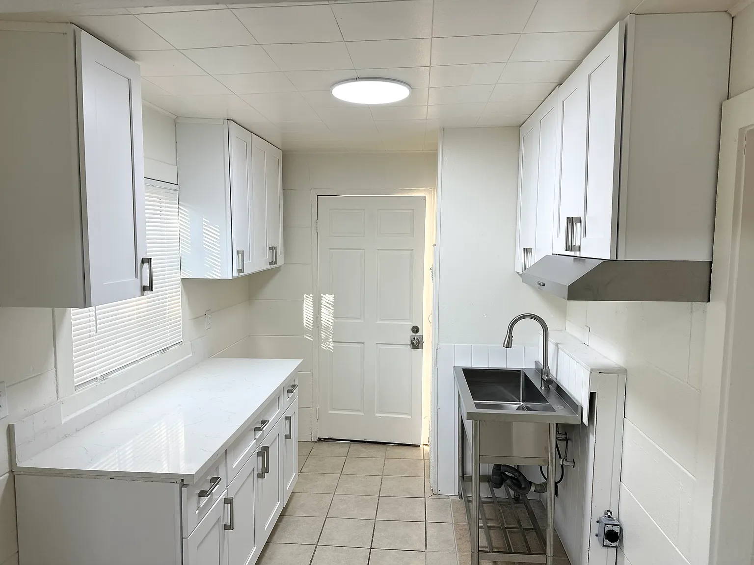 2 bed, 500 sqft, $1,295 — Photo 3
