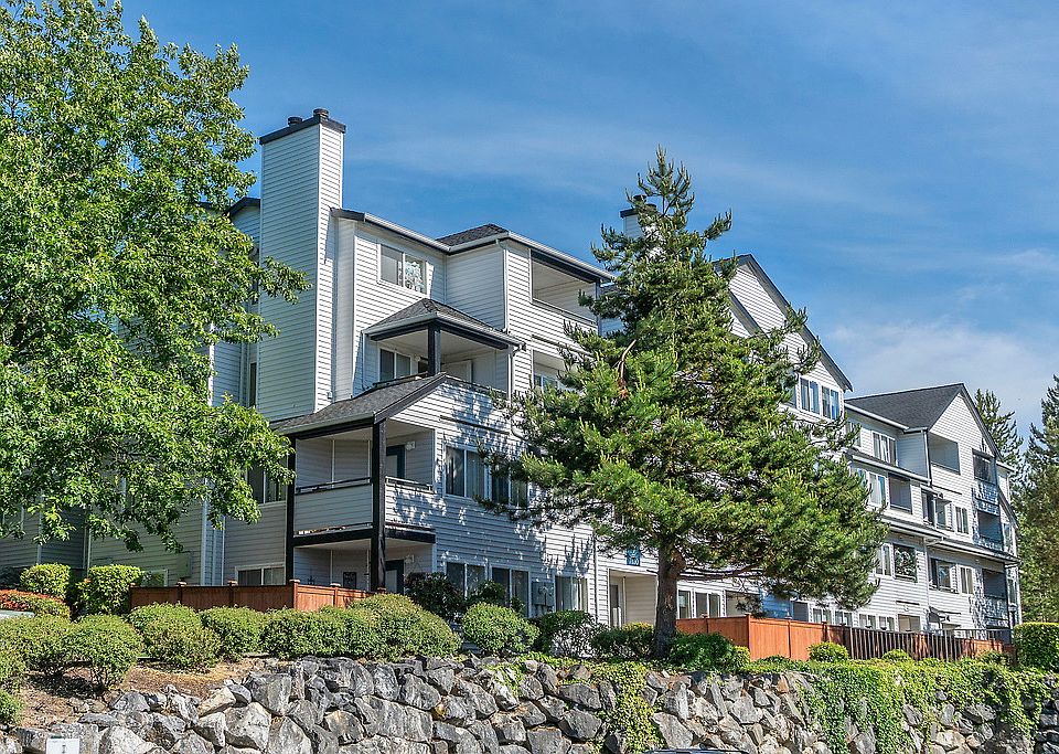 1st image of 7000 132nd Pl SE #6201