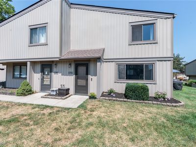 11782 Harbour Light Dr, North Royalton, OH, 44133