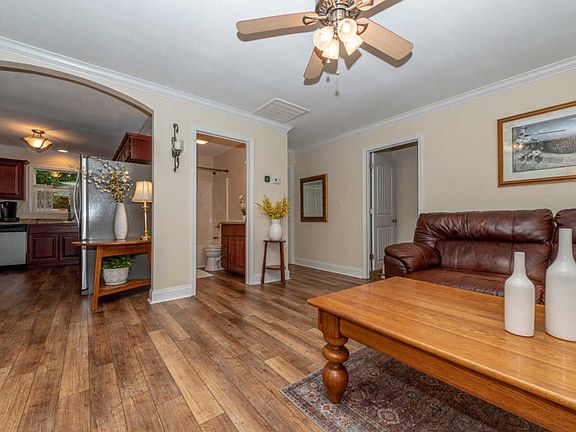 4th image of 120 Dockery Dr