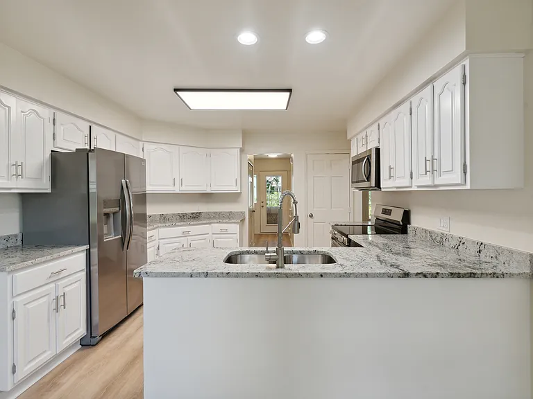 2410 Wealdstone Rd — Photo 14