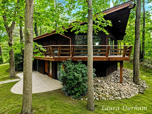 6480 Island Lake Rd, Holland, MI 49423