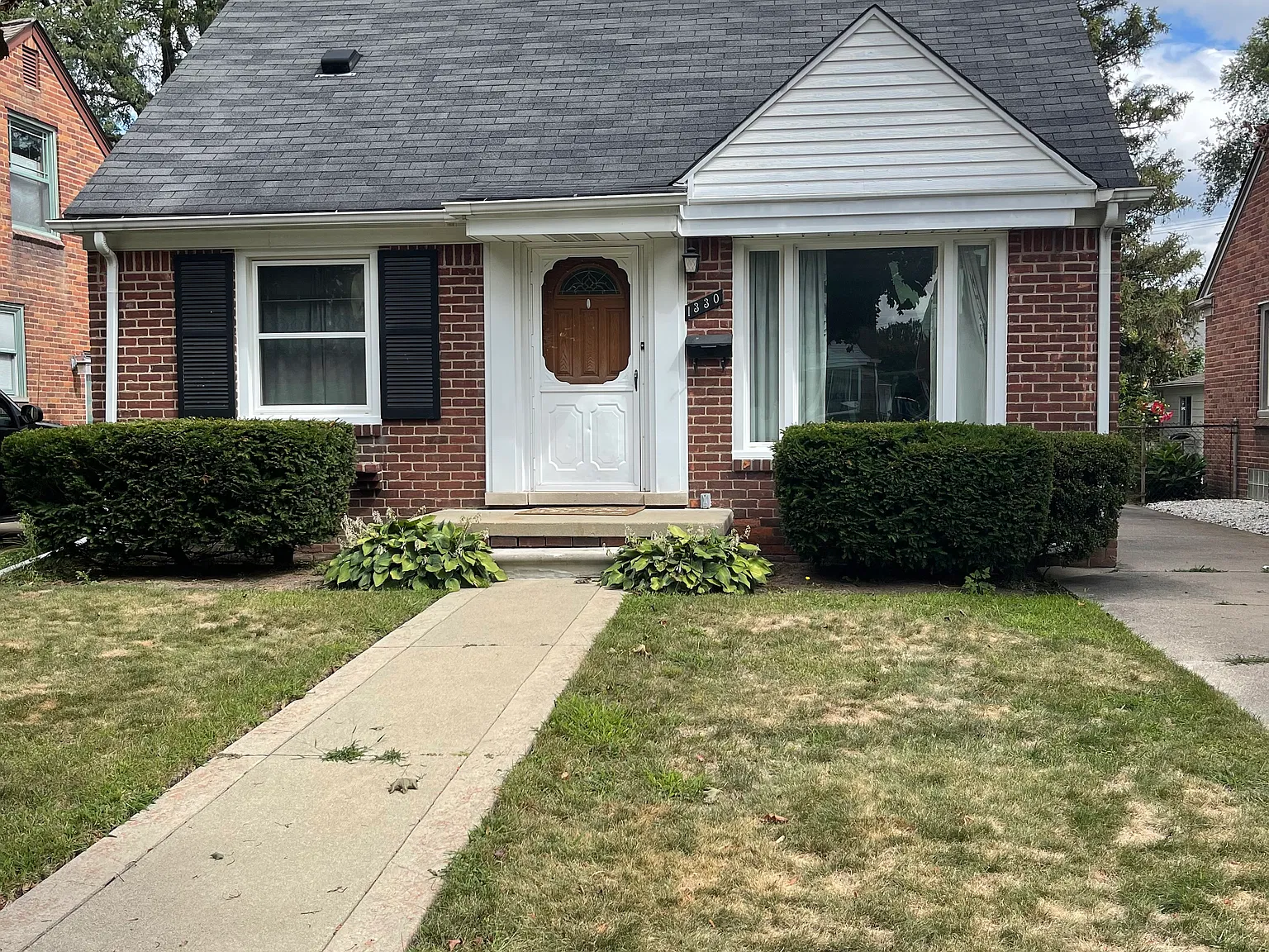3 bed, 1341 sqft, $1,890 — Photo 1