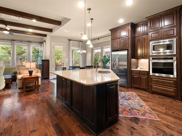 8512 Etienne Cv, Austin, TX 78759