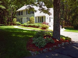 110 Bradford Rd, Tewksbury, MA 01876