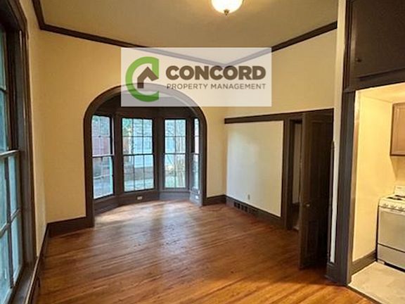 5th image of 102 S Mendenhall St APT B