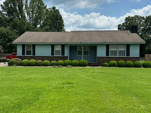 146 Cannon Dr, Leesburg, GA 31763
