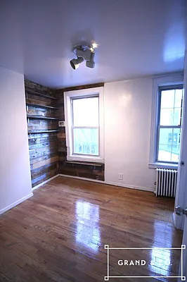 Rented by Grand & Co. | media 28