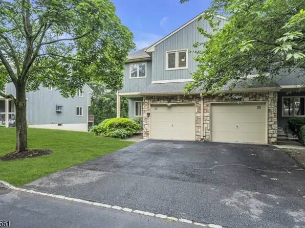 23 Bond St, Bridgewater Twp., NJ 08807