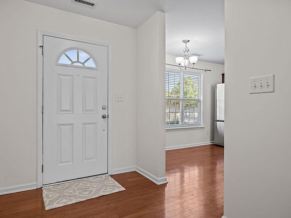 3rd image of 5208 Blue Lagoon Ln