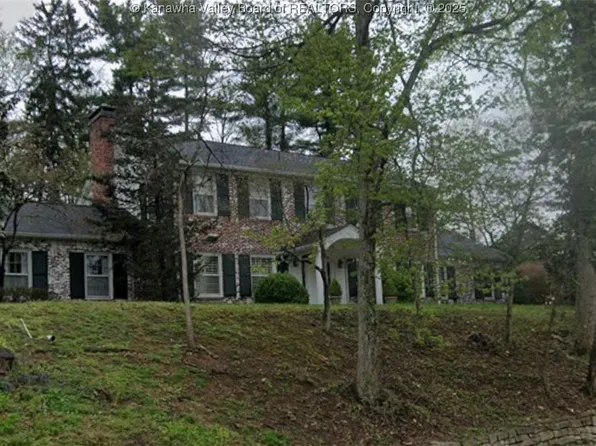 1562 Thomas Cir, Charleston, WV 25314