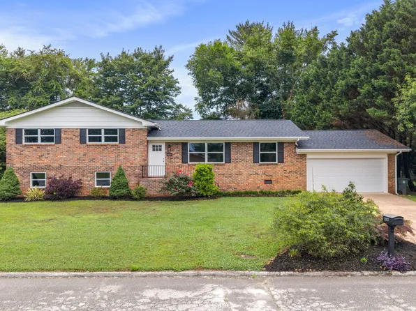 2307 Brookhaven Cir, Chattanooga, TN 37421