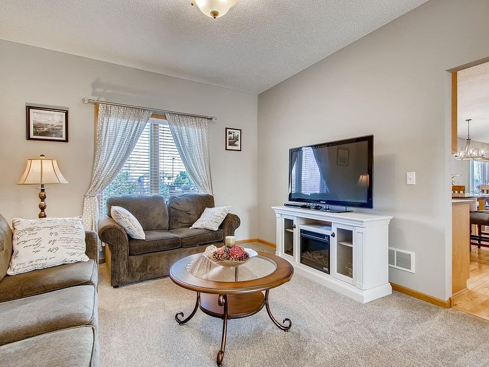 1st image of 10150 Florida Cir N