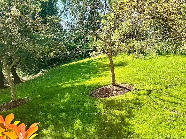 2 Ashlar Hill Ct #2 — Photo 18