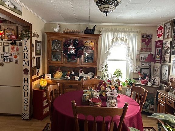 3rd image of 467 Ormond Ave