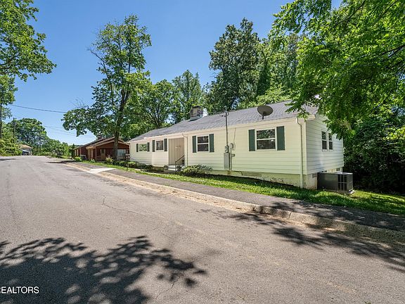 3rd image of 101 Disston Rd