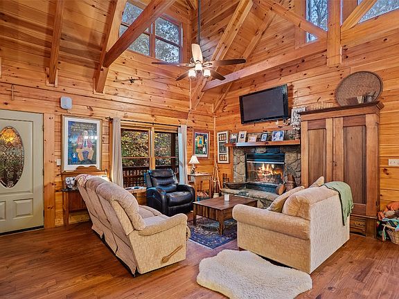 15th image of this home