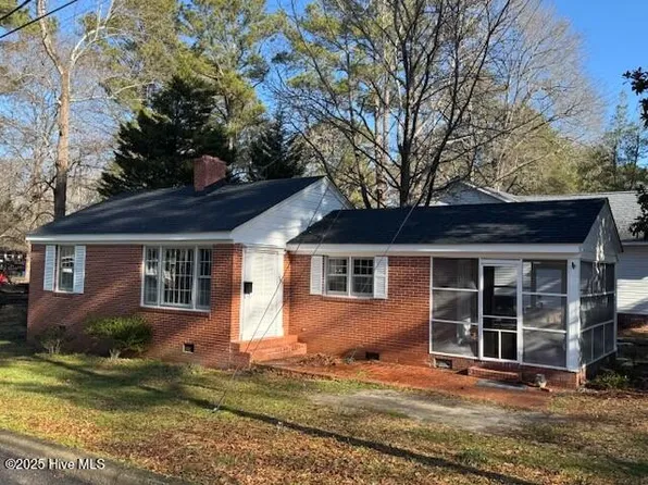 1000 W Memorial Drive, Ahoskie, NC 27910