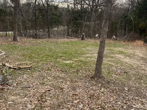 323 Daniel Boone Rd, Honey Grove, TX 75446