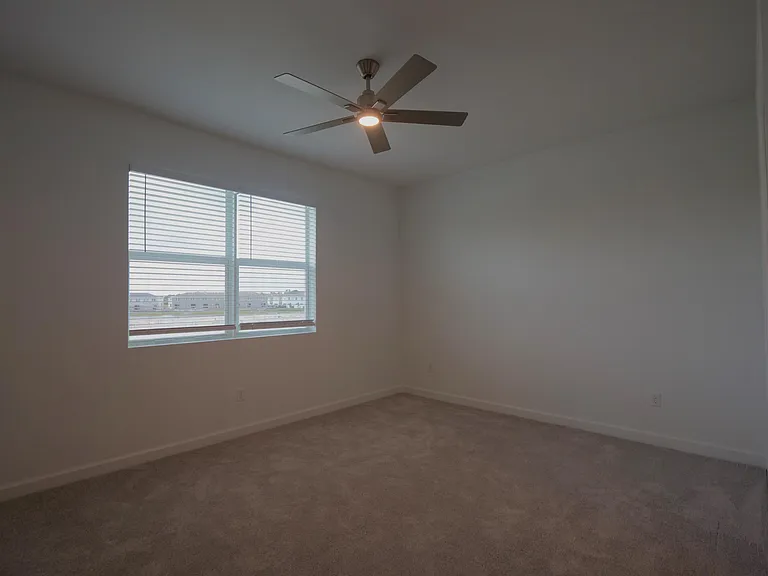 206 SE Woodbark St #206 — Photo 7