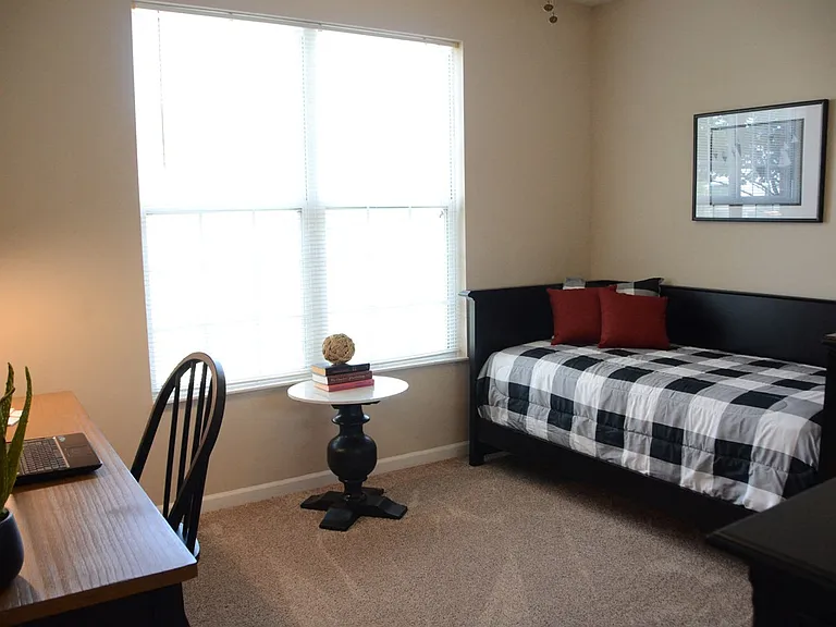 Remington Apartment Homes — Photo 20