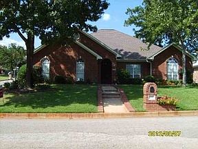 1st image of 3102 Arbor Oak Dr