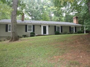 1214 Lanier Rd, Martinsville, VA 24112