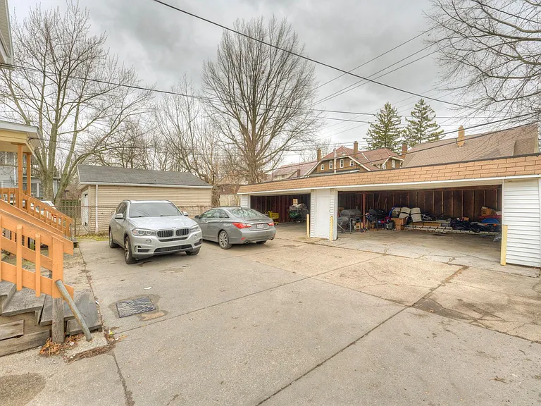 13091 Cedar Rd — Photo 35