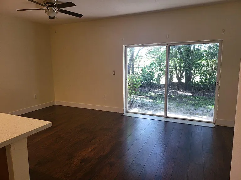 14103 SW 49th St — Photo 15