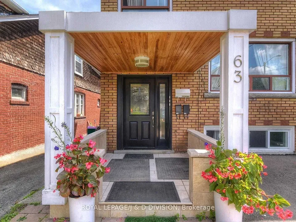 63 Earlsdale Ave #3