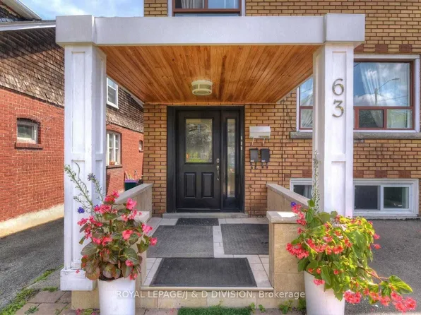63 Earlsdale Ave #3, Toronto, ON M6C 1L2