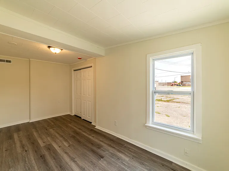 19 Rimbach St #5 — Photo 11