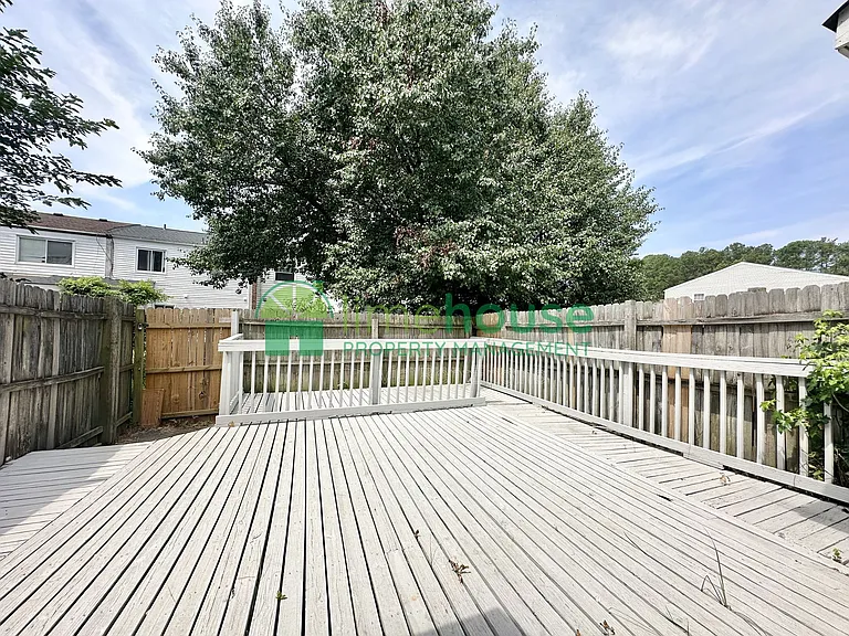 3207 Creekside Dr — Photo 15