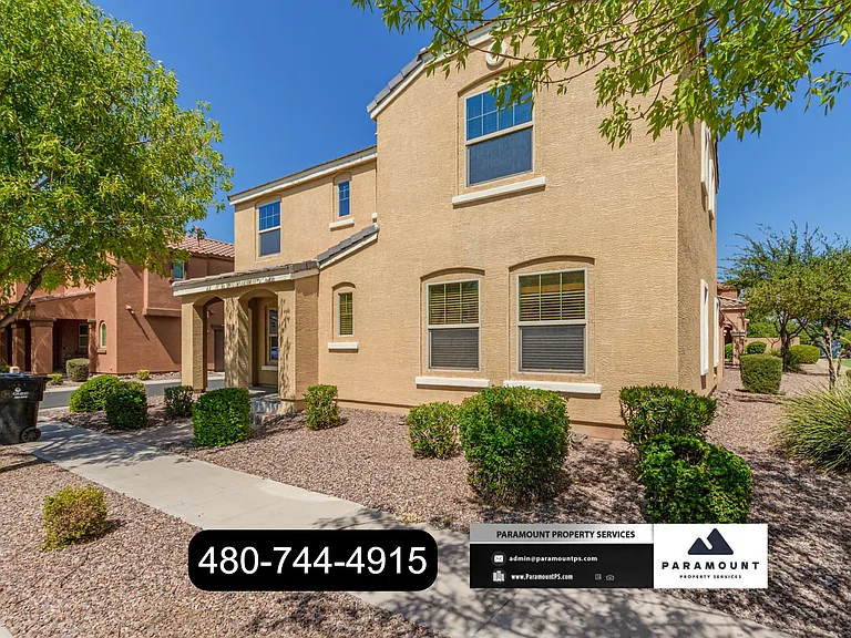 2261 S Ponderosa Dr — Photo 2