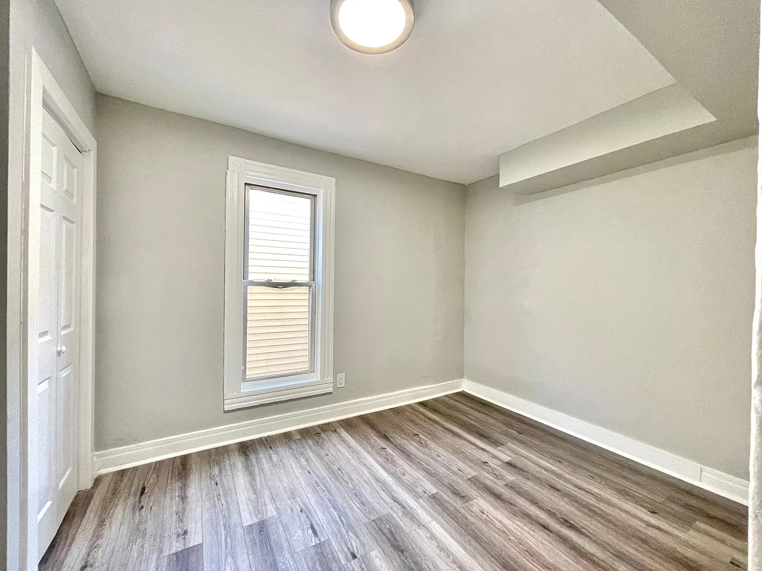 2 bed, $2,000 — Photo 4