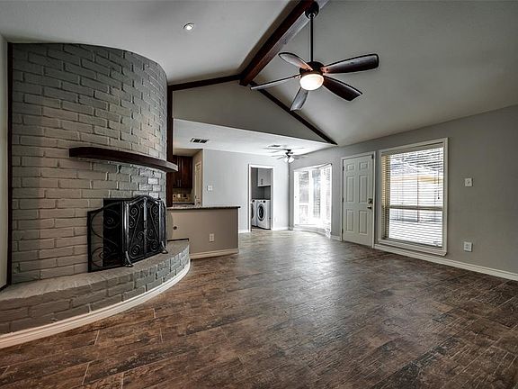 4th image of 24326 Glen Loch Dr