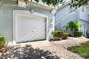 3271 Laurel Ridge Cir Photo 1