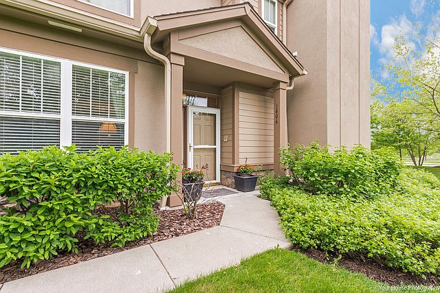 1st image of 1806 Crenshaw Cir