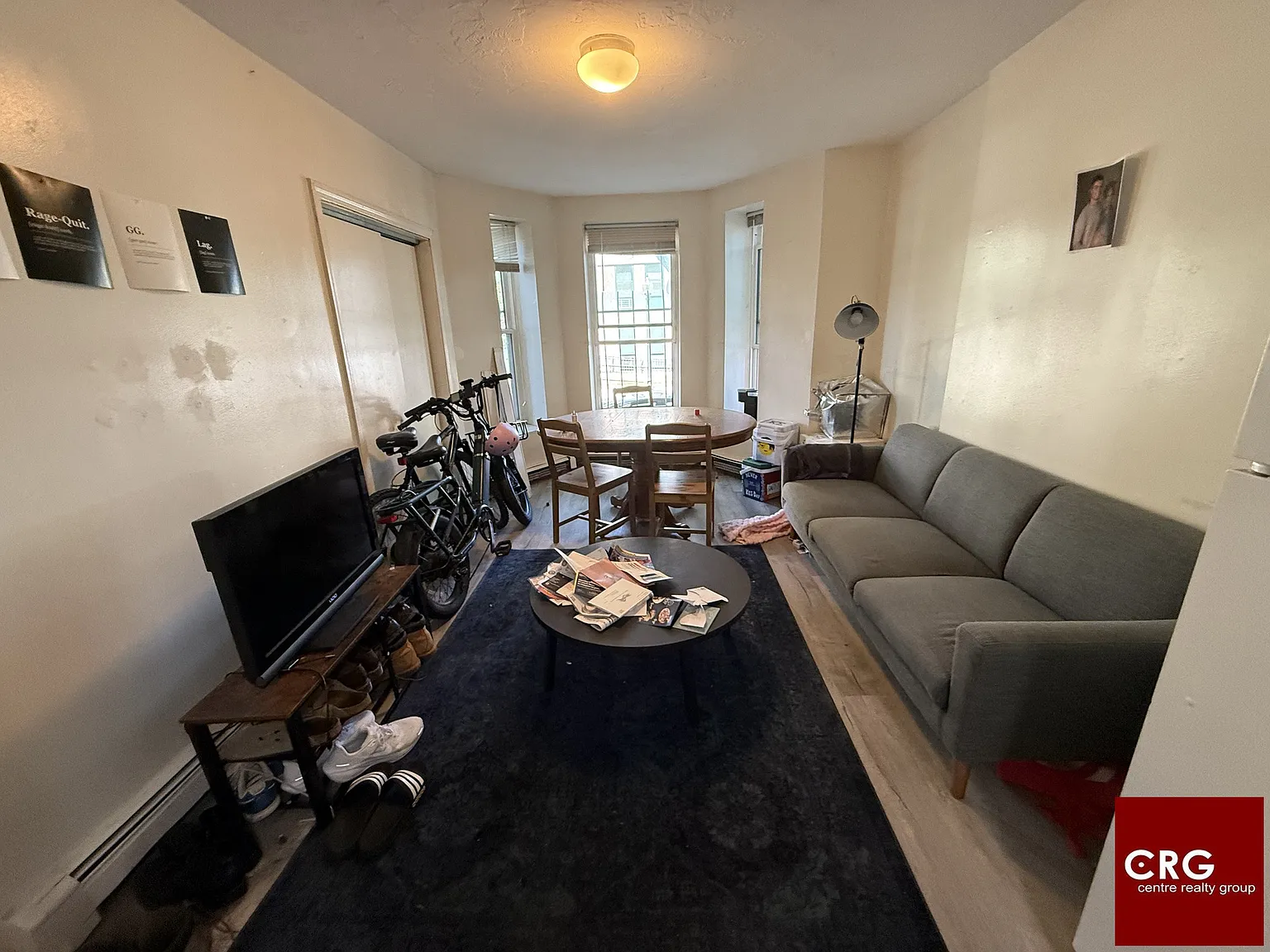 2 bed, 1.0 bath, $3,400 — Photo 2