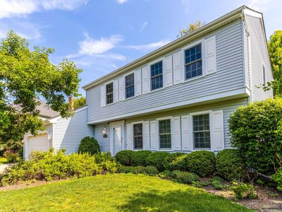 1338 Trinity Pl, Libertyville, IL, 60048