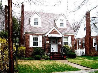 5th image of 2469 Loft Ave