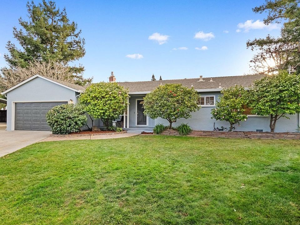 1st image of 225 Lauella Ct