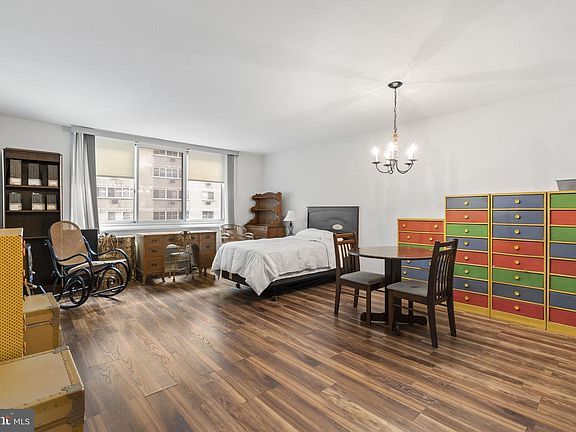 5th image of 1901 John F Kennedy Blvd APT 810