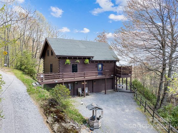 16 Sutton Knob Rd, Maggie Valley, NC 28751