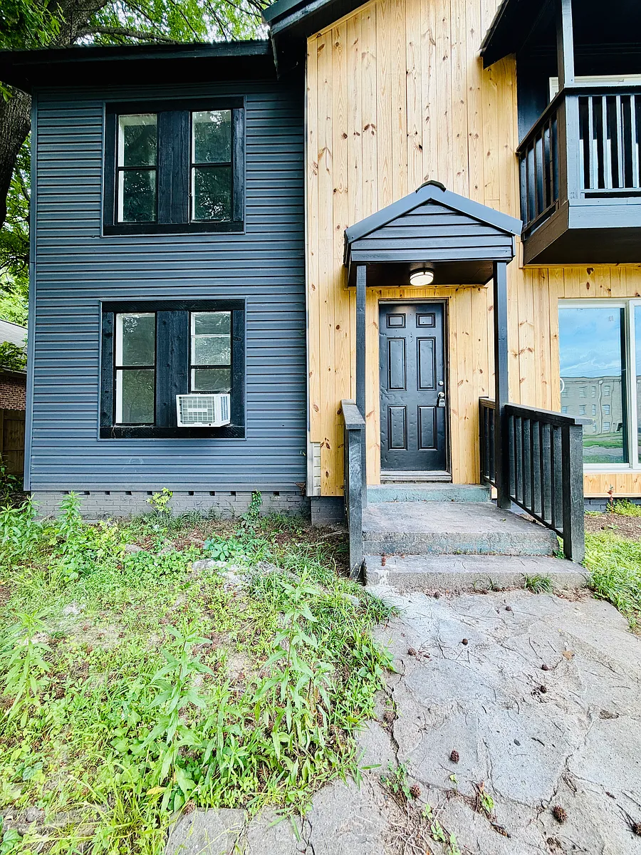 Building Photo - 2317 Walnut St #2317